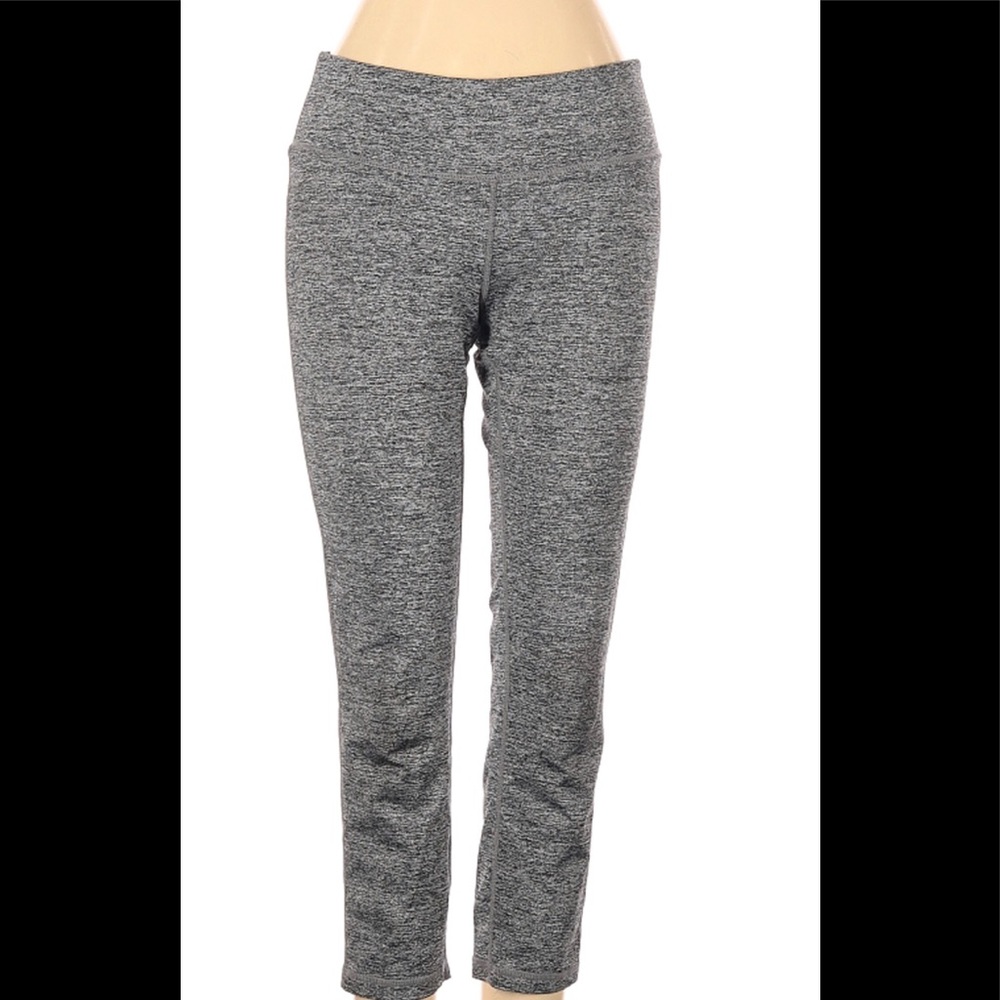 TNA active cropped leggings